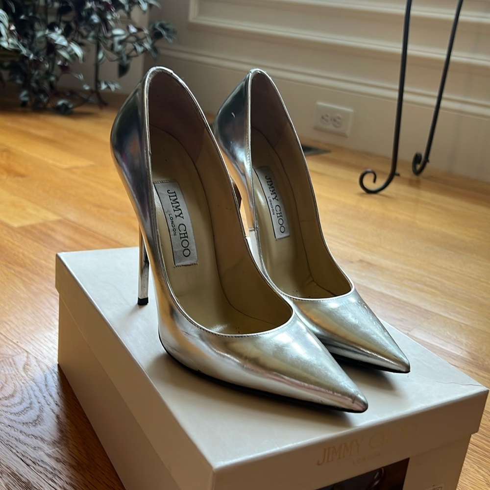 Authentic Jimmy Choo sz 36.5 Anouk mirror leather silver